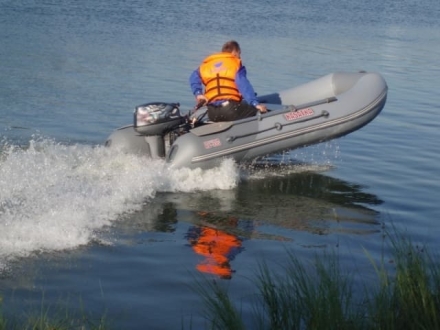 Моторная лодка ПВХ Касатка-385 Marine
