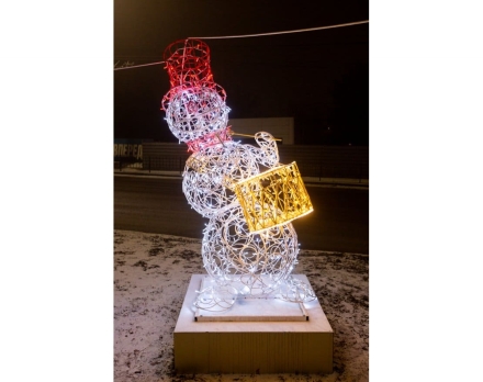 Световая фигура Снеговик-музыкант sn004 (инструмент на выбор)