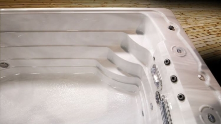 Плавательный спа-бассейн Jacuzzi J-16 PowerActive