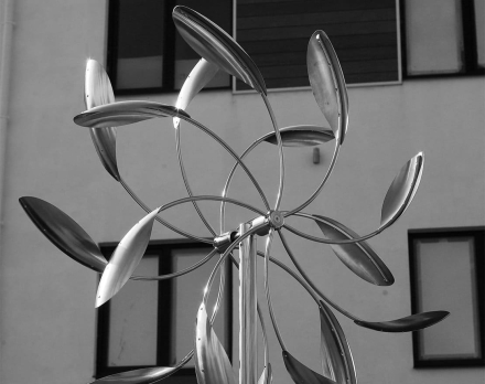 Скульптура из нержавеющей стали Звезда Увеличенный размер