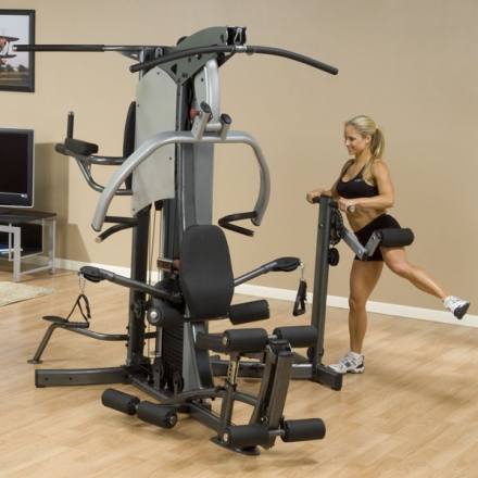 Мультистанция Body-Solid F500 с весовым стеком 140 кг
