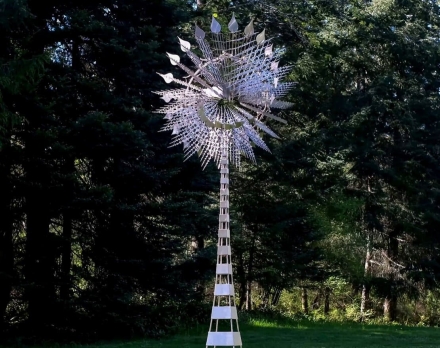 Скульптура из нержавеющей стали Квант Стандартный размер, трубчатое основание из нержавеющей стали