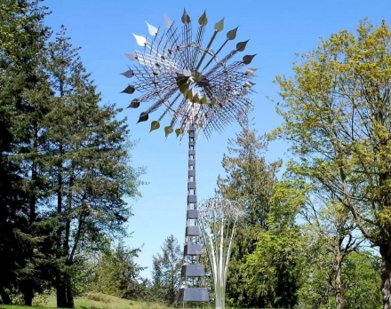 Скульптура из нержавеющей стали Квант Стандартный размер, трубчатое основание из нержавеющей стали