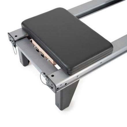 Реформер Balanced Body Allegro1 в комплекте с трапецией 900-021