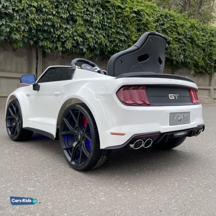 Электромобиль Ford Mustang GT A222MP белый