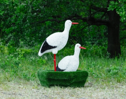 Топиари Аисты в гнезде, семья газон Eco