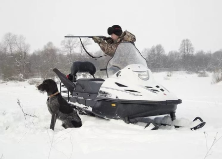 Снегоход РУССКАЯ МЕХАНИКА Тайга Варяг 550 V SE