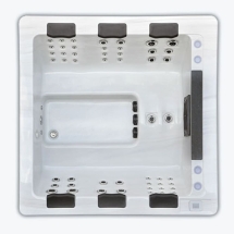 Гидромассажный спа-бассейн Gocciaspa Grivola