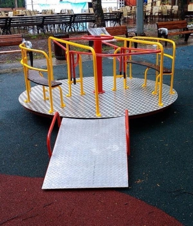 Карусель с пандусом УТКК-001 