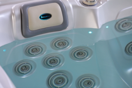 Гидромассажный спа-бассейн JNJ Spas Storm Monte Carlo SPA-636