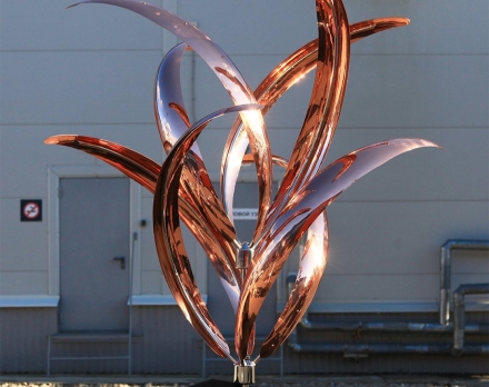 Медная скульптура Ирис Увеличенный размер