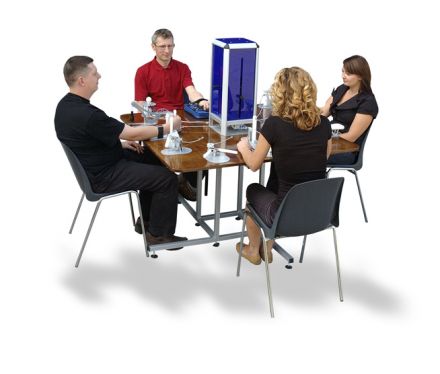 Многофункциональный стол для разработки мелкой моторики рук