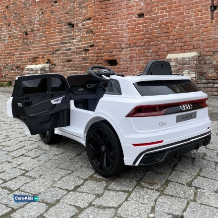 Электромобиль Audi Q8 BBH-1187 белый
