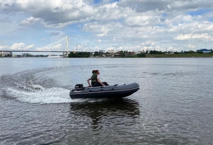 Моторная лодка ПВХ Фрегат 350 Air (НДНД) Серый